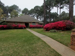 2211 Mitze Ln, Palestine, TX 75803
