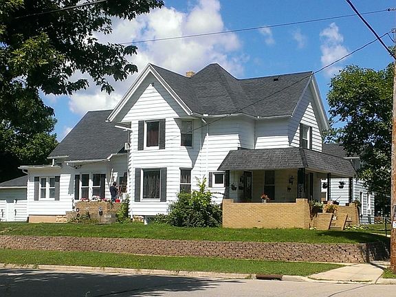 4th image of 203 N Palm St