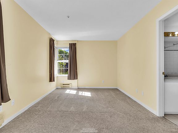 4th image of 876 W 16th Ave #204