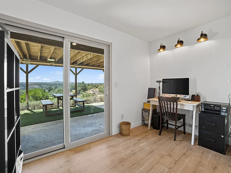 14058 Tierra Bonita Rd — Photo 16