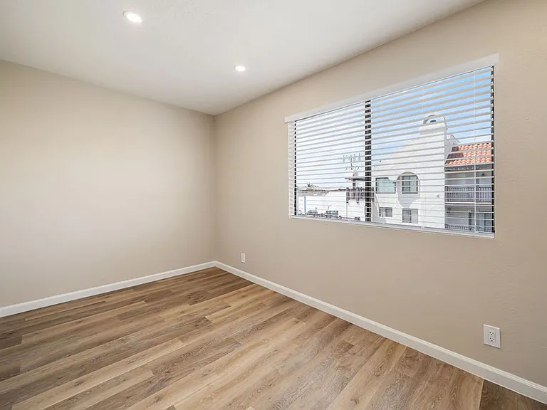 241 Ocean View Ave — Photo 45