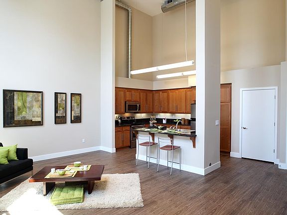 5th image of 1201 Parkmoor Ave APT 2107