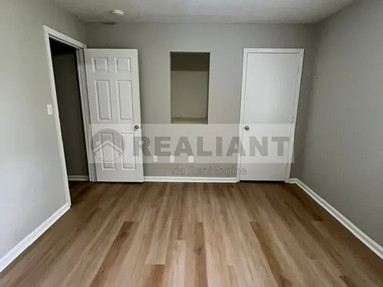 31 Hurley St #16 — Photo 1