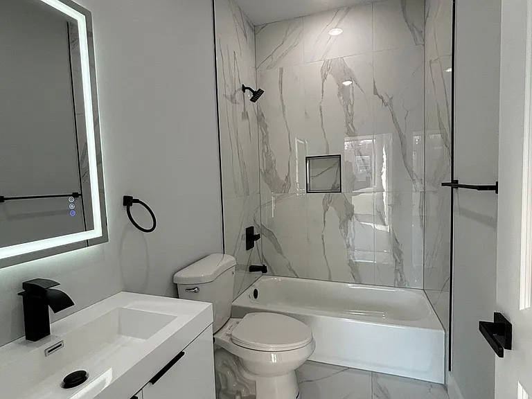 1515-19 W Dauphin St #3 — Photo 6
