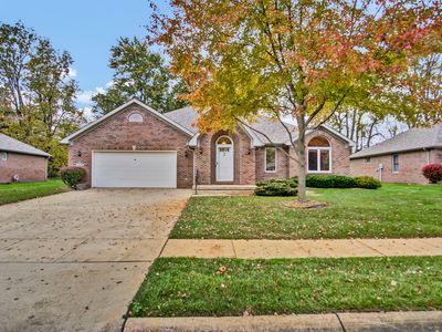3200 Thomas Trce, Columbus, IN, 47203