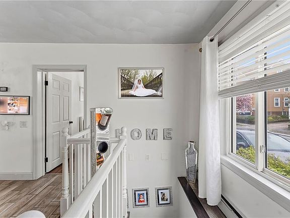 5th image of 384 Juniper St