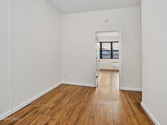 5th image of 414 E 88th St APT 2C