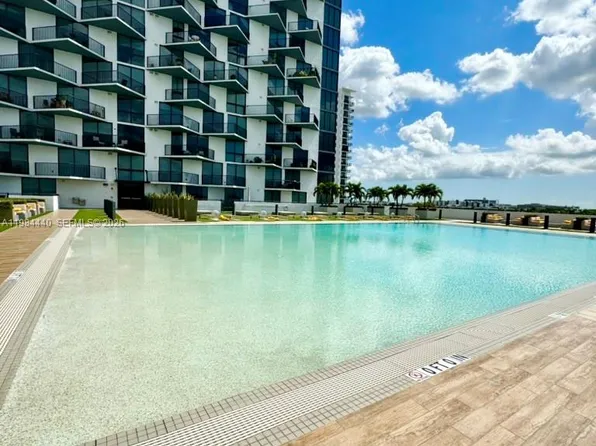 5252 NW 85th Ave APT 1407, Doral, FL 33166