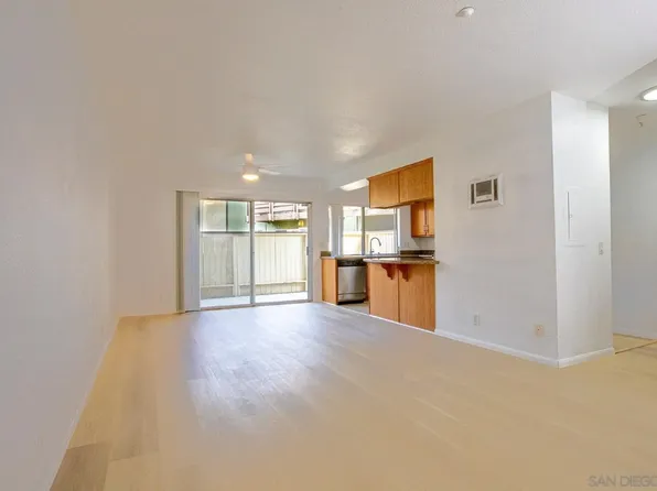 615 Fredricks Ave Unit 101, Oceanside, CA 92058
