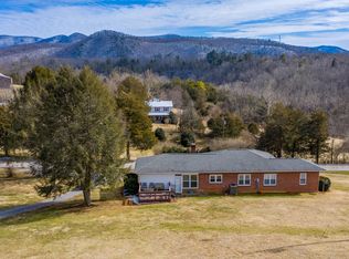 2824 Forge Rd, Glasgow, VA 24555