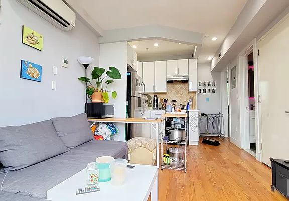 2nd image of 971A Lafayette Ave #4F