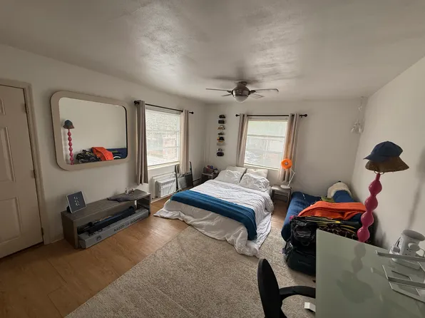 902 SW 7th Ave, Gainesville, FL