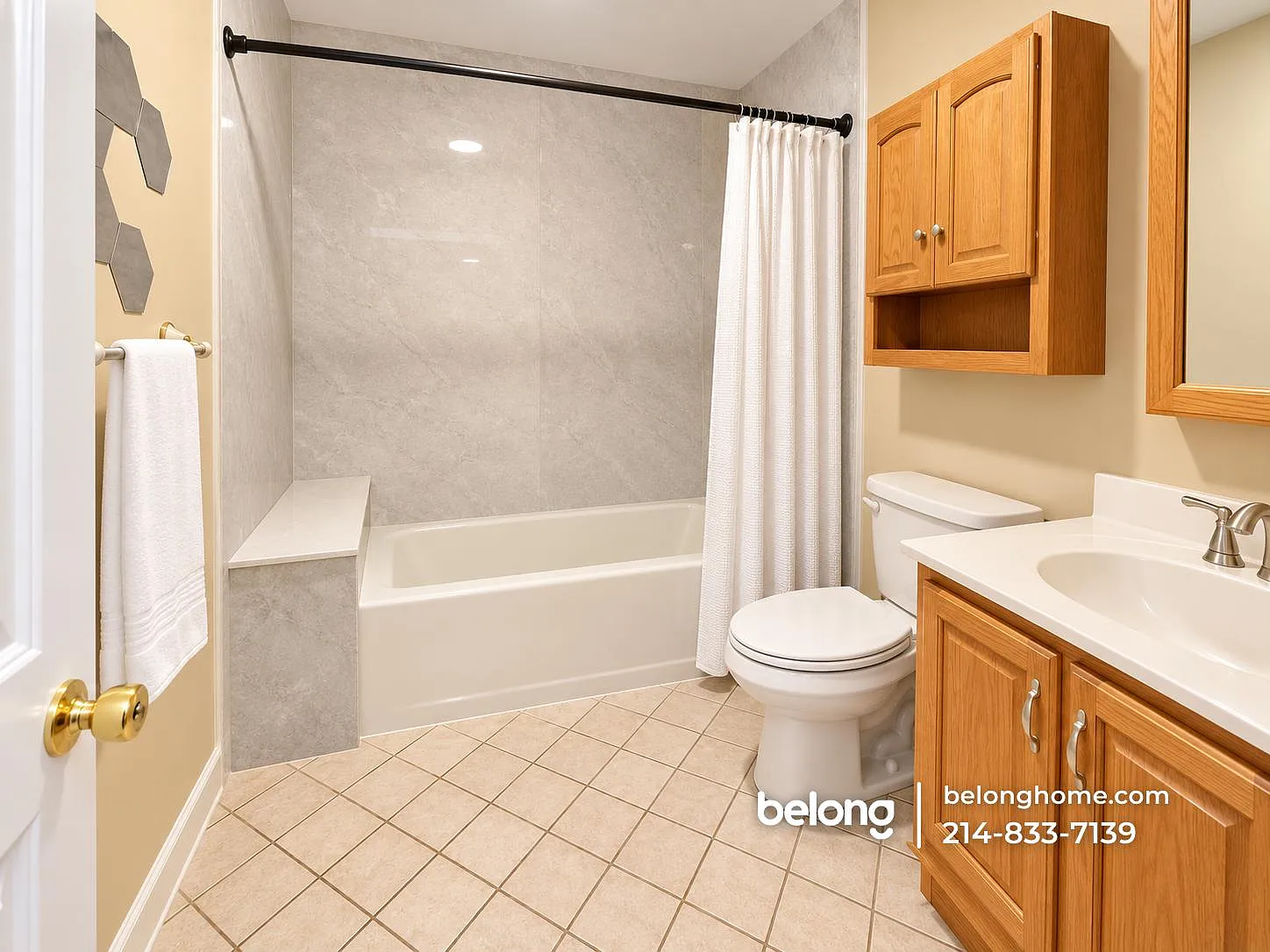 3 bed, 2.0 bath, 1720 sqft, $2,395 — Photo 4