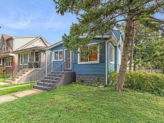 3rd image of 1522 Elgin Ave