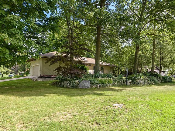 2nd image of 8108 Heritage Dr