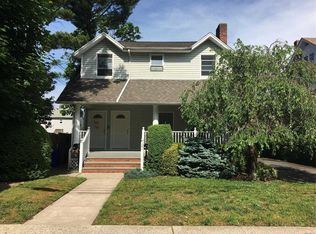 23 N Bayles Ave FLOOR 1, Pt Washington, NY 11050