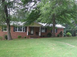 2807 Burton Rd, Durham, NC 27704