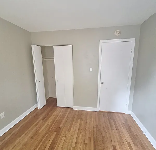 2404 Barracks Ct #1 — Photo 22