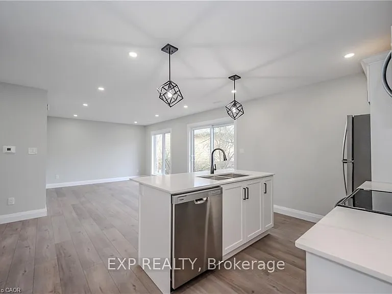 16A Hincks St — Photo 4