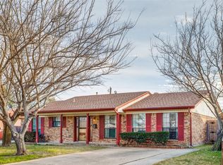 501 San Carlos Dr, Grand Prairie, TX 75051