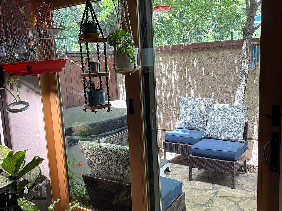 1st image of 942 Q St #942