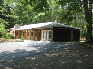 17551 Joplin Rd, Triangle, VA 22172