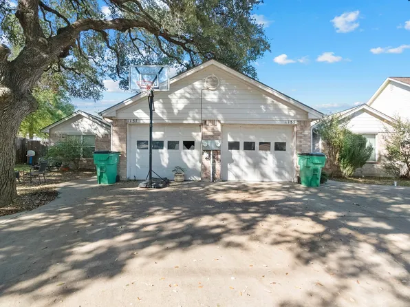 1155 W Cage St, Stephenville, TX 76401