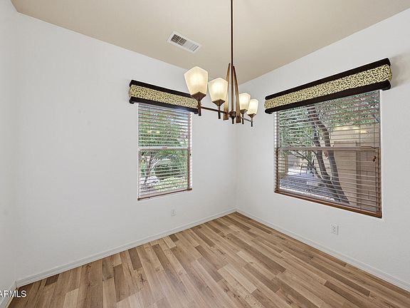 4th image of 18628 W MISSION Lane