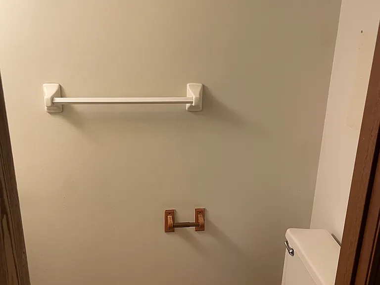 1/2 bath