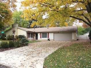 360 Edgebrook Dr, Dayton, OH 45459