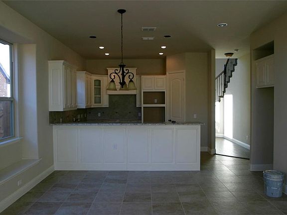 5th image of 1225 Mist Flower Dr