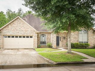 8295 Westgate Dr, Beaumont, TX 77706