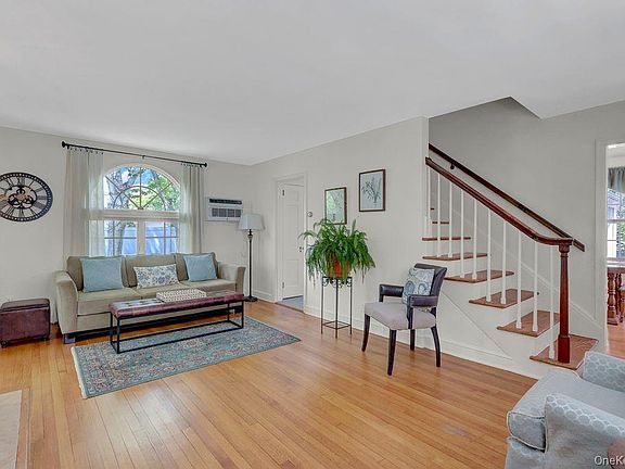 3rd image of 5 Newell Road