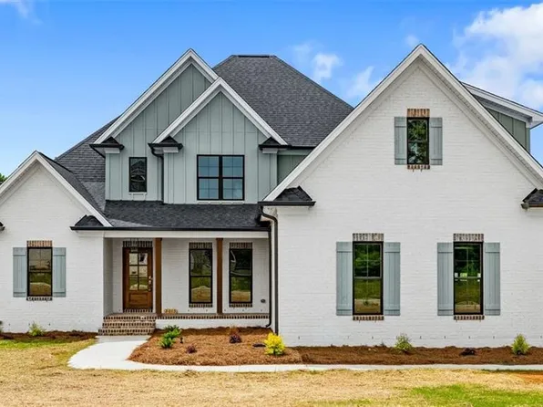 2015 Bob Jessup Dr, Greensboro, NC 27455