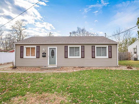 3rd image of 316 Saint Clair Dr