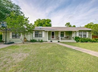 207 College St, Red Oak, TX 75154