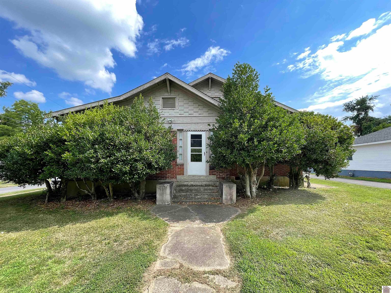 330 Oak St, Mayfield, KY 42066 MLS 123064 Zillow