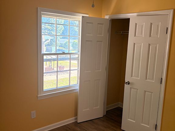 5th image of 509 Highland Park Dr #A