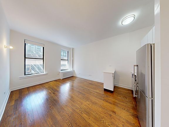 4th image of 163 E 87th St APT 3b