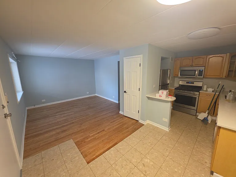 10033 Irving Park Rd #1D — Photo 1