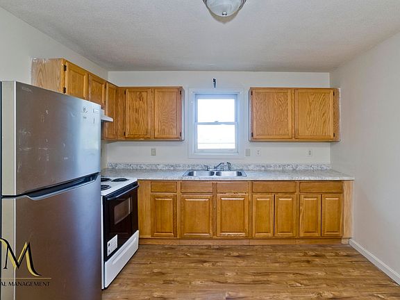 4th image of 192-194 Pearl St #4