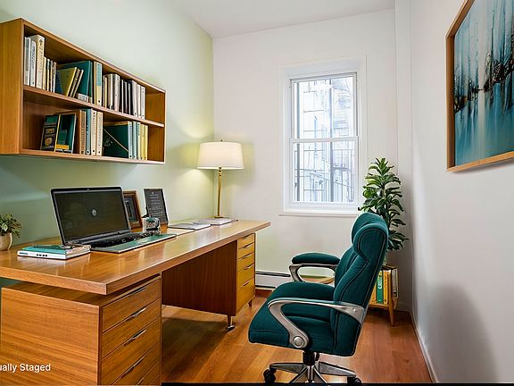 4th image of 674 Franklin Ave #2