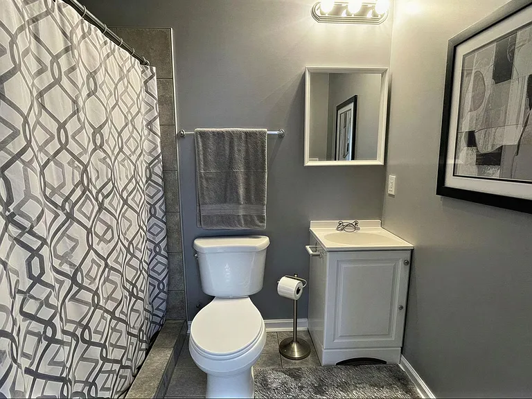 1520 N Caroline St — Photo 3