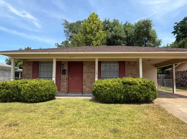 1919 Orbit Dr, Bossier City, LA 71112