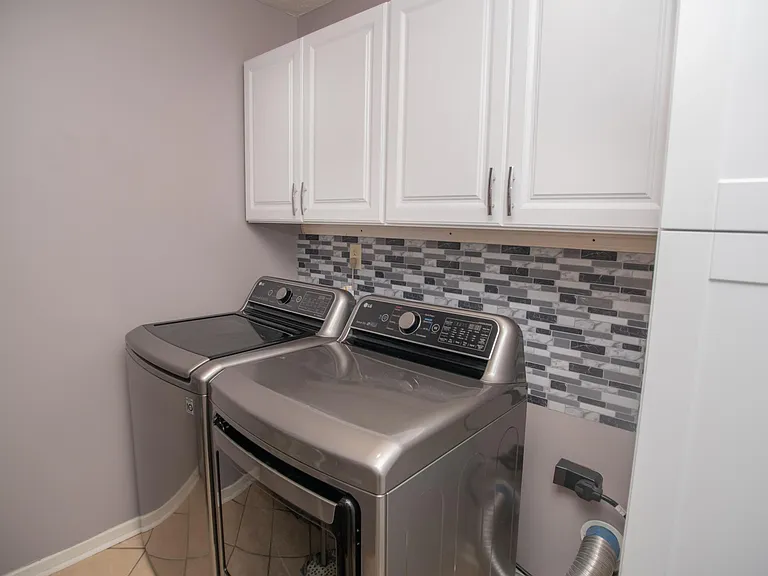 541 E Pine Ridge Dr — Photo 13