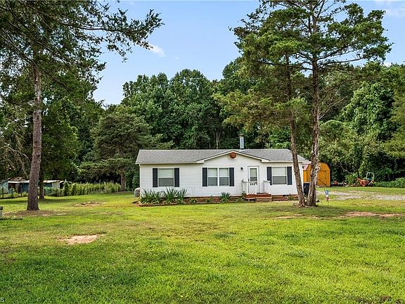 4th image of 1024 N Ridge Dr
