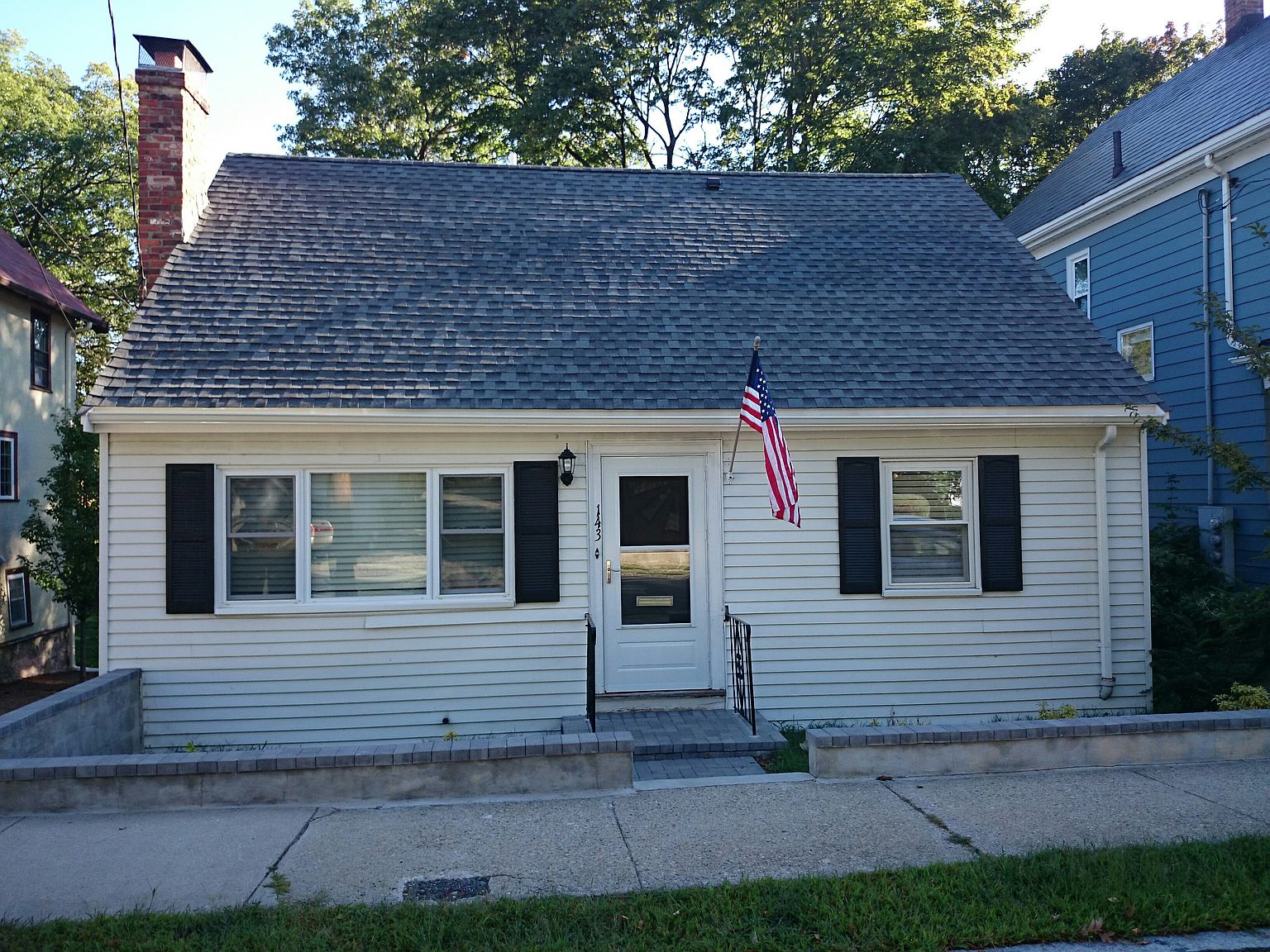 143 Perham St, West Roxbury, MA 02132 Zillow