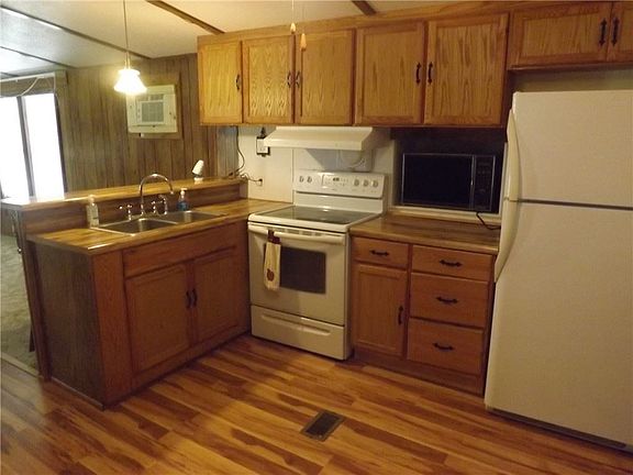 2nd image of 173 Vance Dr