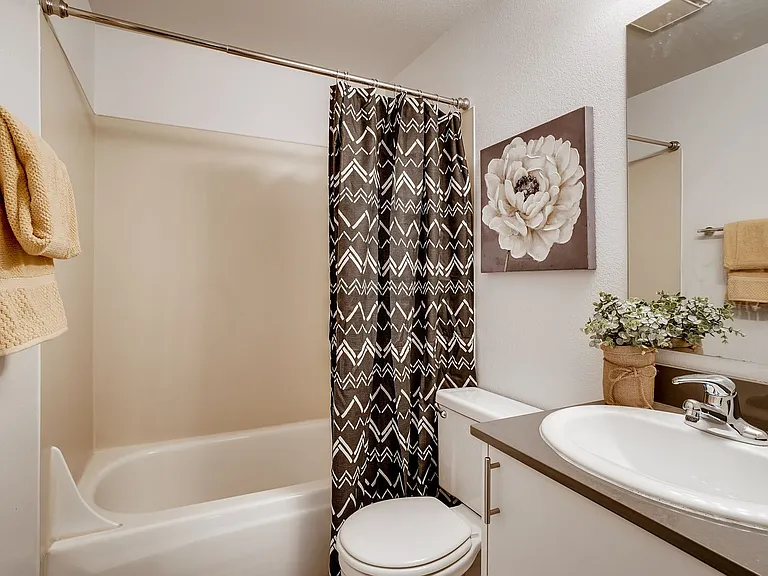 2713 K St NE #B — Photo 26