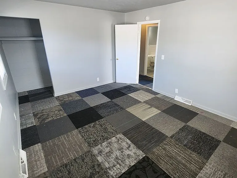 4470 Redman Ave — Photo 12